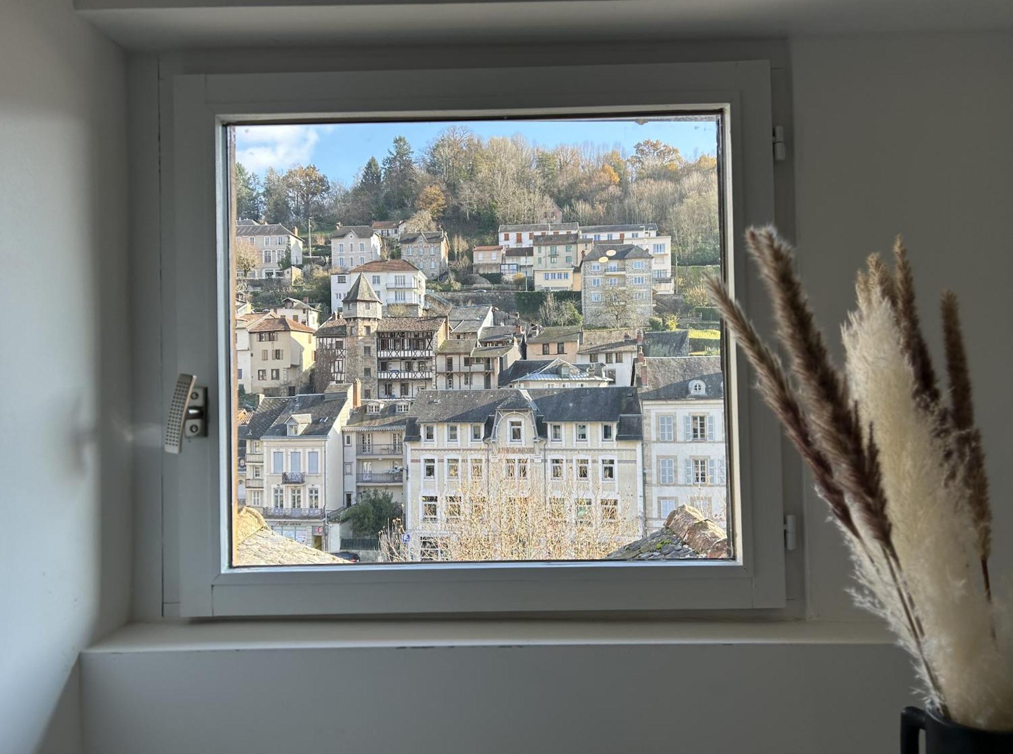 Appartement Design & Calme - Au Centre De Tulle! Ngoại thất bức ảnh